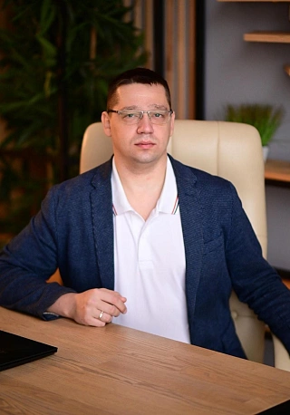 Евгений Ольнев